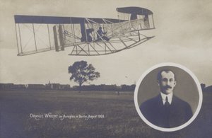 ベルリンで飛行機を飛ばすオービル・ライト（8月