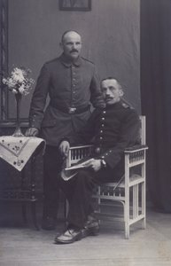 2人のドイツ兵の肖像（モノクロ写真