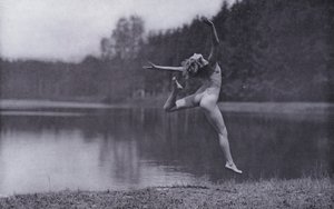 美しい身体、女性のための身体文化（モノクロ写真） 作： Photographer German