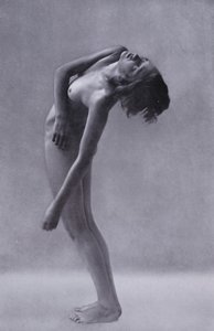 美しい身体、女性のための身体文化（モノクロ写真 作： Photographer German