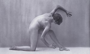 美しい身体、女性のための身体文化（モノクロ写真 作： Photographer German