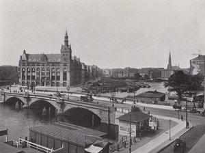 孤島の橋（モノクロ写真 作： Photographer German