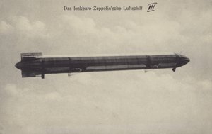 飛行中のツェッペリンLZ III（モノクロ写真 作： Photographer German