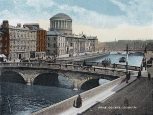 フォー・コート（ダブリン）（カラー写真 作： Photographer Irish
