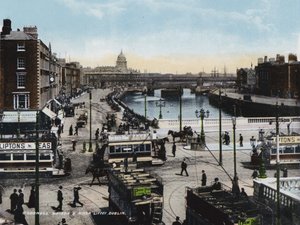 オコネル橋とリフィー川（ダブリン）（カラー写真 作： Photographer Irish