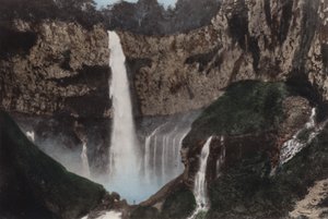 日本、1912年頃：日光・華厳の滝（写真 作： Photographer Japanese