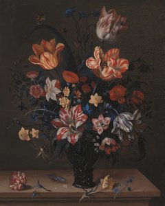 部屋の中のチューリップとその他の花 作： 