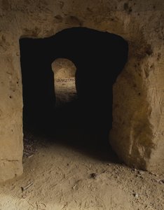 ポルセンナの迷宮、エトルリアの地下道網、イタリア、トスカーナ州キウージ 作： Blaise Nicolas Le Sueur