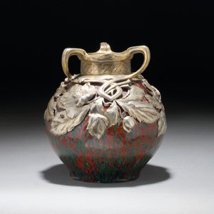 花瓶（土器 作： Pierre Adrien Dalpayrat