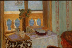 室内バルコニー-明るい室内-窓際の女性-海に面した窓（アンティーブ） 作： Pierre Bonnard