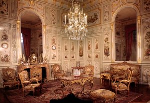 建築家ピエール・ビュレットとその息子ジャン・バティスト・ビュレット・ド・シャンブランが1699年から1706年にかけて実現したシャンシュル・マルヌ（Champs-sur-Marne）のシャトーのサロンの様子。マルヌ河畔の畑