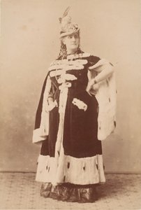 [白貂岬の伯爵夫人]、1860 年代。 作： Pierre Louis Pierson