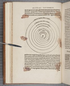 Fol 9 verso, "De revolutionibus orbium caelestium", Nicolaus Copernicus (the engraving) 作： Polish School