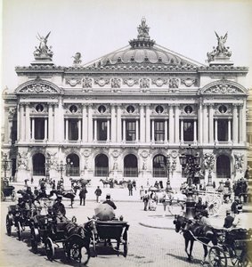 オペラハウス、パリ、1893年5月14日 作： Portuguese Photographer