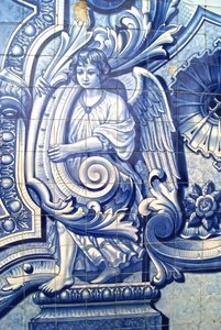 天使を描いた装飾パネル、ポルトガル、ラメゴ1738年（セラミックタイル 作： Portuguese School