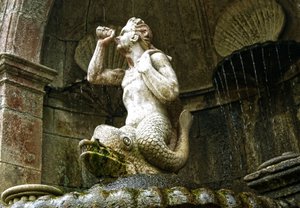 ポルトガル、ラメゴ、ノッサ・セニョーラ・ドス・レメディオスの聖域、トリトンの泉水 1738年(石) 作： Portuguese School