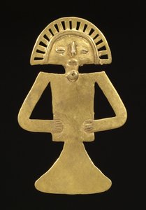 フィギュアペンダント、c.700-1000（ゴールド） 作： Pre Columbian Pre Columbian