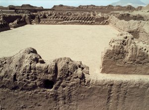 チム文化：先植民地時代の都市チャンチャンの景観（西暦850～1470年 作： Pre Columbian Pre Columbian