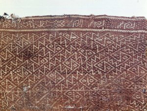 プレコロンビアの生地、アルJ.アンケティル157：フェイス157ビス：ラペル 作： Pre Columbian Pre Columbian