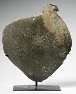 鳥の頭をしたパレット、おそらくモルモットの鳥、ナカダII時代、前3500～3100年頃（緑色片岩） 作： Predynastic Period Egyptian
