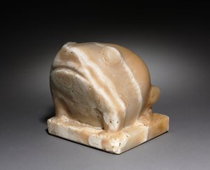 カエルの女神、ヘカットの像、紀元前2950年頃 作： Predynastic Period Egyptian