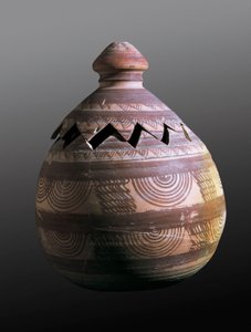 先史時代、イベリア文明：鉄器時代のデンティ社製葬祭用骨壷。ガレラ（グラナダ）より 作： Prehistoric Prehistoric