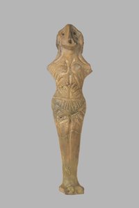 女性の置物、紀元前3950-3500年 作： Prehistoric Russian Culture