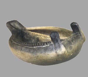 Zoomorphic Bowl、紀元前3800〜3600年 作： Prehistoric Russian Culture