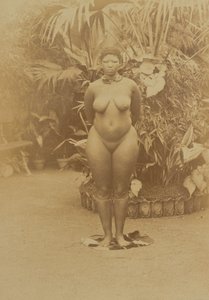 [南アフリカの女性、ヌード］ 作： Prince Roland Napoleon Bonaparte