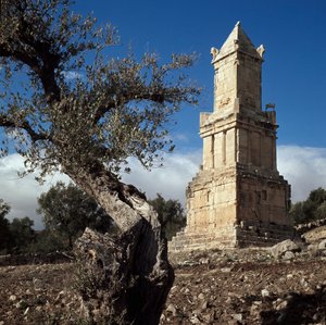 リビコ・プニック霊廟 作： Punic Punic