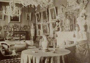 1880 年代、ピーターズバーグのピョートル ドゥルノヴォ ダーチャのリビング ルーム