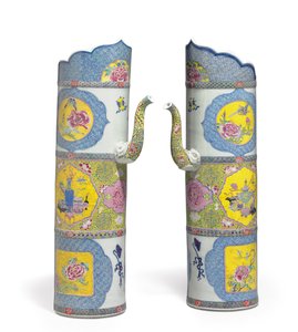 ファミールローズの「モンクの帽子」の大きなペア 作： Qing Dynasty Chinese School