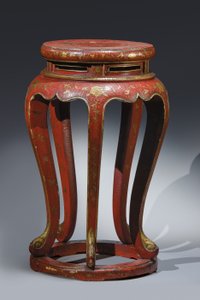 Jardinière（ゴールド、ブラウン、グリーンのディテールが施された赤のラッカー仕上げ） 作： Qing Dynasty Chinese School