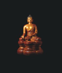 薬師如来の記念碑的なインペリアル 金漆塗りの木像 作： Qing Dynasty Chinese School
