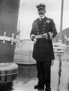 コモドール卿Archibald Milne 1855-1938、1908。