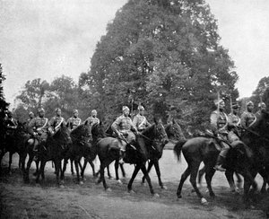 1908年ベルンスドルフでのデンマークハサー 作： Queen Alexandra