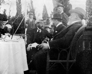 ジョージ1865-1936年、未来の王ジョージ5世、コルフ、ギリシャ、1908年。