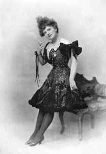 ニーナマルティーノ、イタリアの女優、1902-1903年。 作： Reinhold Thiele