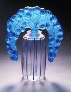 ブション・ムレス No.495, 1920年頃（透明とブルーのエナメルガラス 作： Rene Jules Lalique