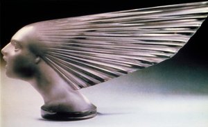 ヴィクトワール（Victory）ラジエターキャップ 作： Rene Jules Lalique