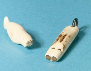 セイウチと笛のモデル 作： Roald Engelbergt Gravning Amundsen