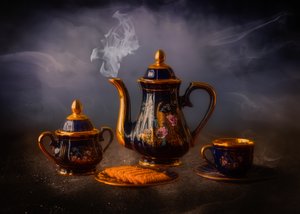 青いティーセット（蒸し器付き） 作： 