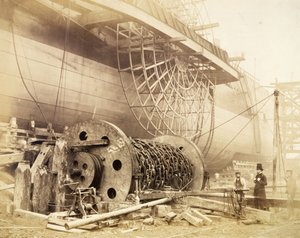1857年頃の「グレートイースタン」のそばのイサンバードキングダムブルネル（1806-59） 作： Robert Howlett
