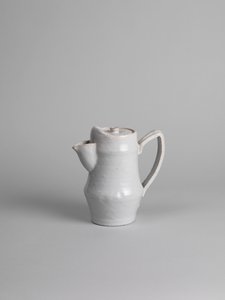 白い錫釉コーヒーポット、1914年から15年