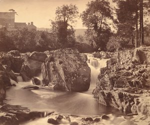 Llugwy の滝、Pont-y-Pair、1857 年。 作： Roger Fenton