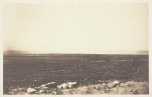 セバストーポリ、アングレ堡塁より 作： Roger Fenton