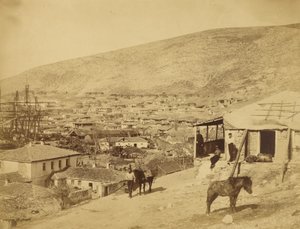 バラクラヴァの町 作： Roger Fenton