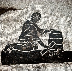 ブッシェルを詰める作業員（モザイク 作： Roman