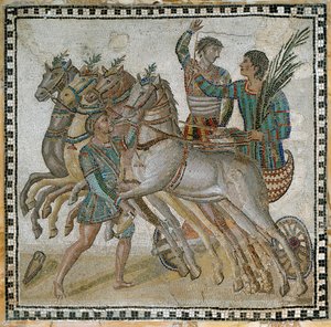 戦車レース（クアドリガ）、スタートする戦車乗りと白馬のそばにいる花婿（手前） - モザイク、3世紀