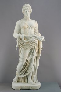 ヒガイア 西暦170年頃（大理石製 作： Roman